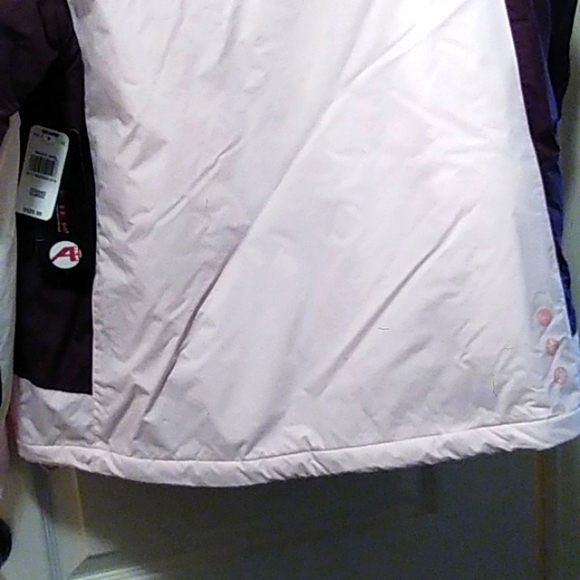 Ladies Winter Jacket - Picture 11 of 15